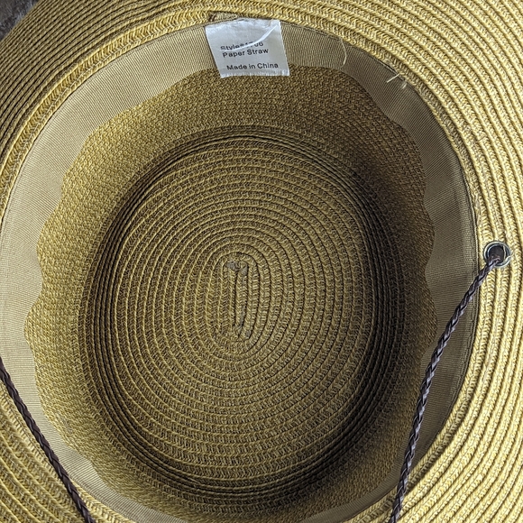 Straw hat with braided chin strap - Picture 7 of 7